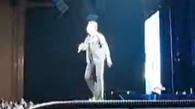 George Michael-Outside(Part2)-Москва 05/07/07 смотреть онлайн