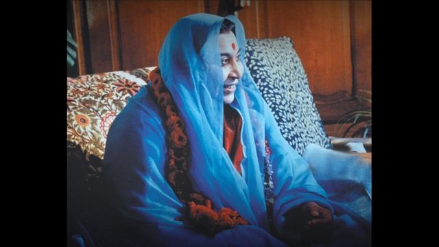 Sahaj Yoga Bhajan - Sitting In The Heart Of Universe