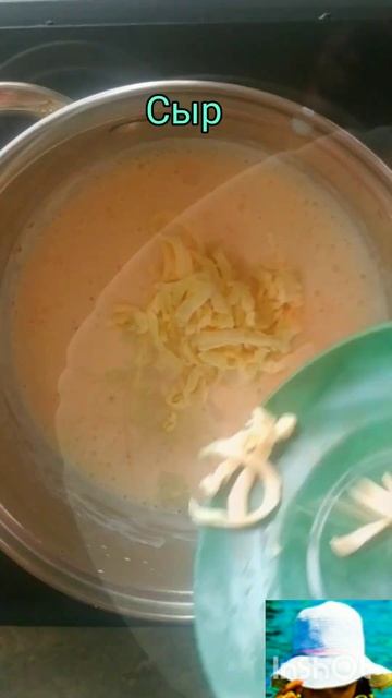 Нежное рыбное филе в соусе из грибов и креветок