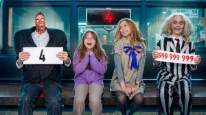 Movie - My little sister is missing in Beetlejuice's Afterlife! Escape from Beetlejuice's Afterlife!