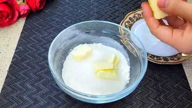 Когда совсем нет времени! Нежный пирог к чаю за 5 минут! Всё смешал и в духовку смотреть онлайн