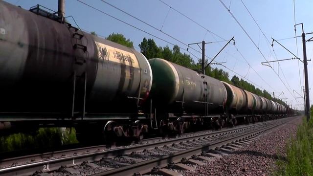 Электровоз ВЛ10-859 с грузовым поездом смотреть онлайн