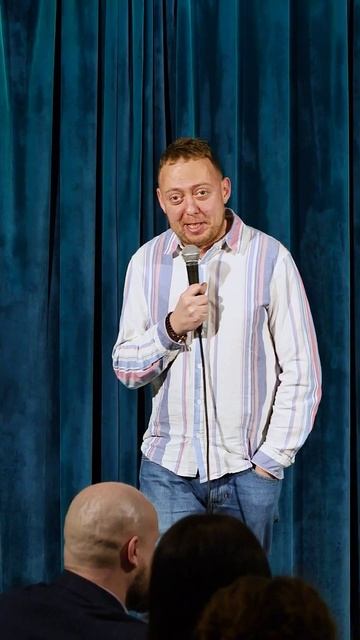 ABUSHOW/В МАНЕЖЕ #standup #standupclub #нидальабугазале #abushow #импровизация #нидаль смотреть онлайн