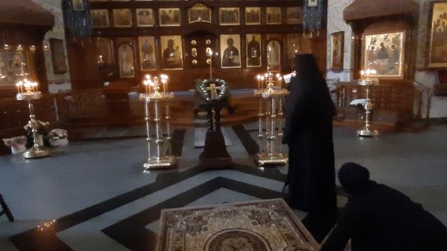 ОСОБЫЙ ЧИН ПОКЛОНЕНИЯ КРЕСТУ НА КРЕСТОПОКЛОННОЙ НЕДЕЛЕ |ПЕСНОПЕНИЯ В ИСПОЛНЕНИИ ХОРА МОНАСТЫРЯ смотреть онлайн