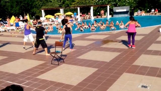 Aqua Zumba - Pope con Francesca Maria - Aqua Zumba instructor training in beautiful Romania смотреть онлайн