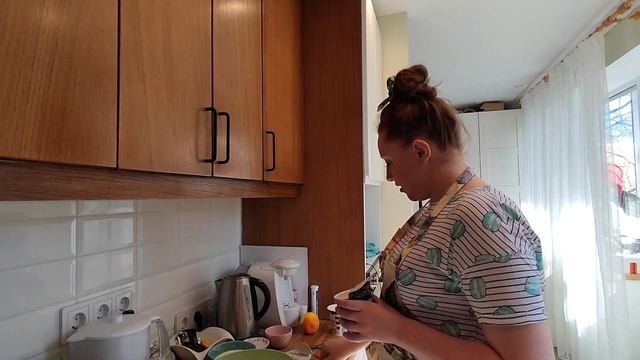 Кухня Веры. Варвара печёт куличи смотреть онлайн