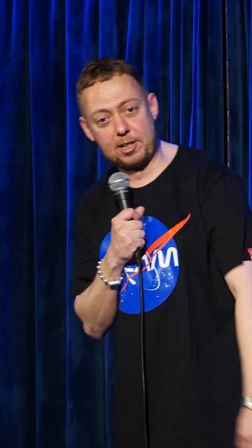 ABUSHOW/МУЖЕСТВЕННЫЕ ПАРНИ #abushow #standup #стендап #standupclub #юмор #нидальабугазале #comedy смотреть онлайн