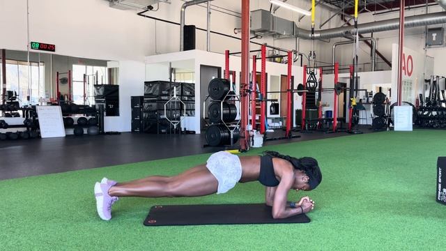 Plank Hip Dips смотреть онлайн