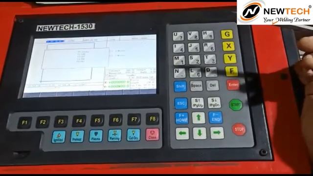 F2100 B CNC Controller Tutorial Part-1 in Hindi смотреть онлайн
