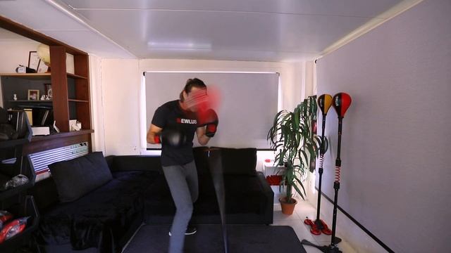 Boxing/Cobra Bag Training: Jabs - 2min x 3 смотреть онлайн