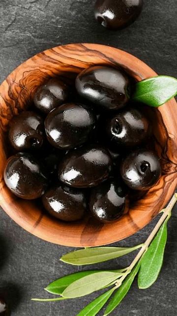 What is the difference between black & green olives? you will be shocked 🙀🙀 смотреть онлайн