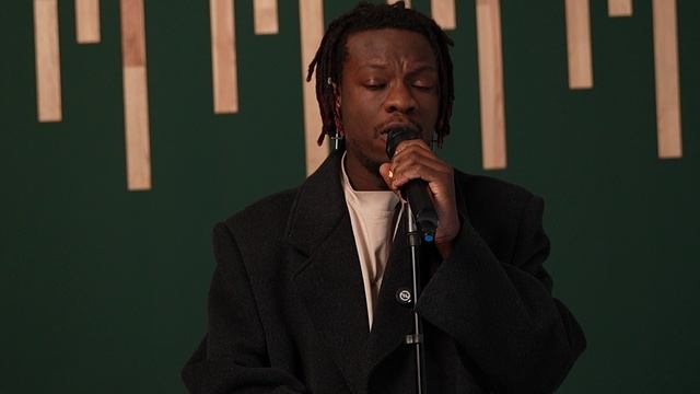 Axel -1% (live Video)