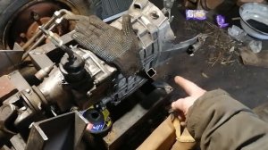 самодельный погрузчик мосты уаз, соединил кпп с раздаткой. часть 4