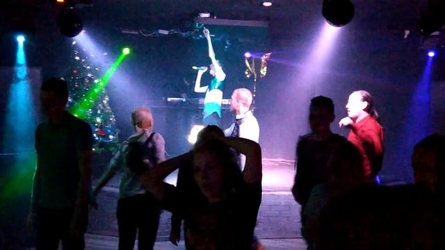 Max Ricco-Я не чувствую вдох (live) смотреть онлайн