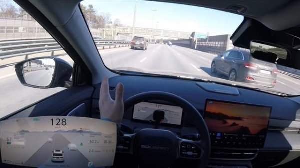 Взял Soueast S09 - что по трассе?