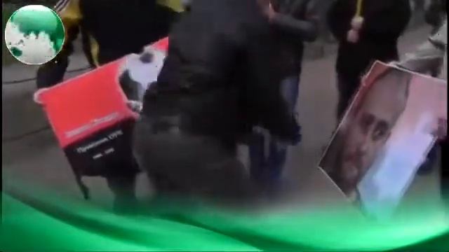 Невская Дружина сжигает портреты Бандеры и Яроша 01 05 14 смотреть онлайн