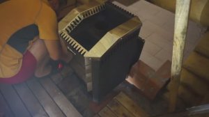 Установка (монтаж) и тест-драйв печи для бани Ермак 12 Премиум Чугун с выносной топкой и теплообменн