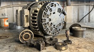 Ремонт генератора Bosch, BMW. Замена регулятора, колец, подшипников и шкива