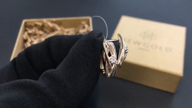 !Серьги 093945 из красного золота 585 пробы с фианитами смотреть онлайн
