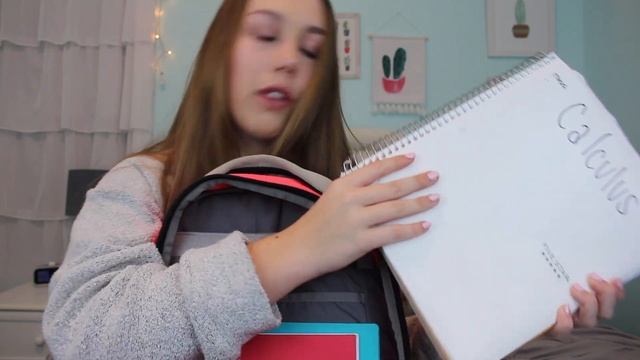 WHAT'S IN MY BACKPACK | college edition смотреть онлайн