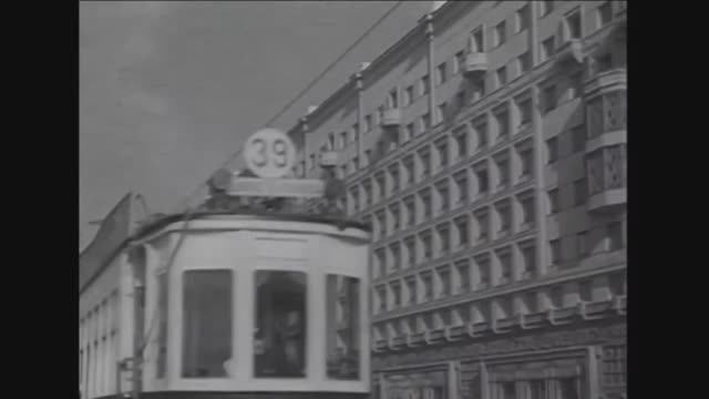 Иосиф Кобзон - Довоенный вальс смотреть онлайн