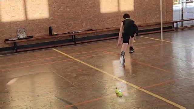 Бадмінтон-це супер клас! Він обєднує всіх нас! смотреть онлайн