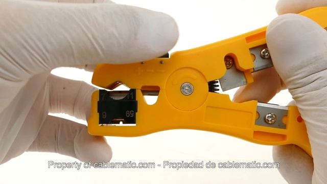 Herramienta cortadora y peladora universal RG59/6/7/11 2P 4P 6P 8P distribuido por CABLEMATIC ® смотреть онлайн