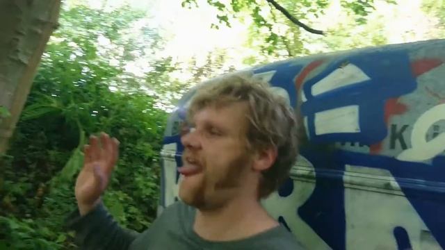Francis Bowie feat. Emil Breum "Skylander" Starring Jean von Baden смотреть онлайн