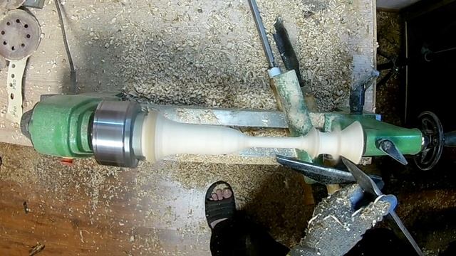 Работа по дереву. Подсвечник с эргономичной ручкой. Candle holder with ergonomic handle. Woodturnin смотреть онлайн