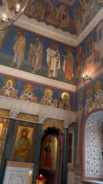 И Животворящей Троице трисвятую песнь припевающе смотреть онлайн