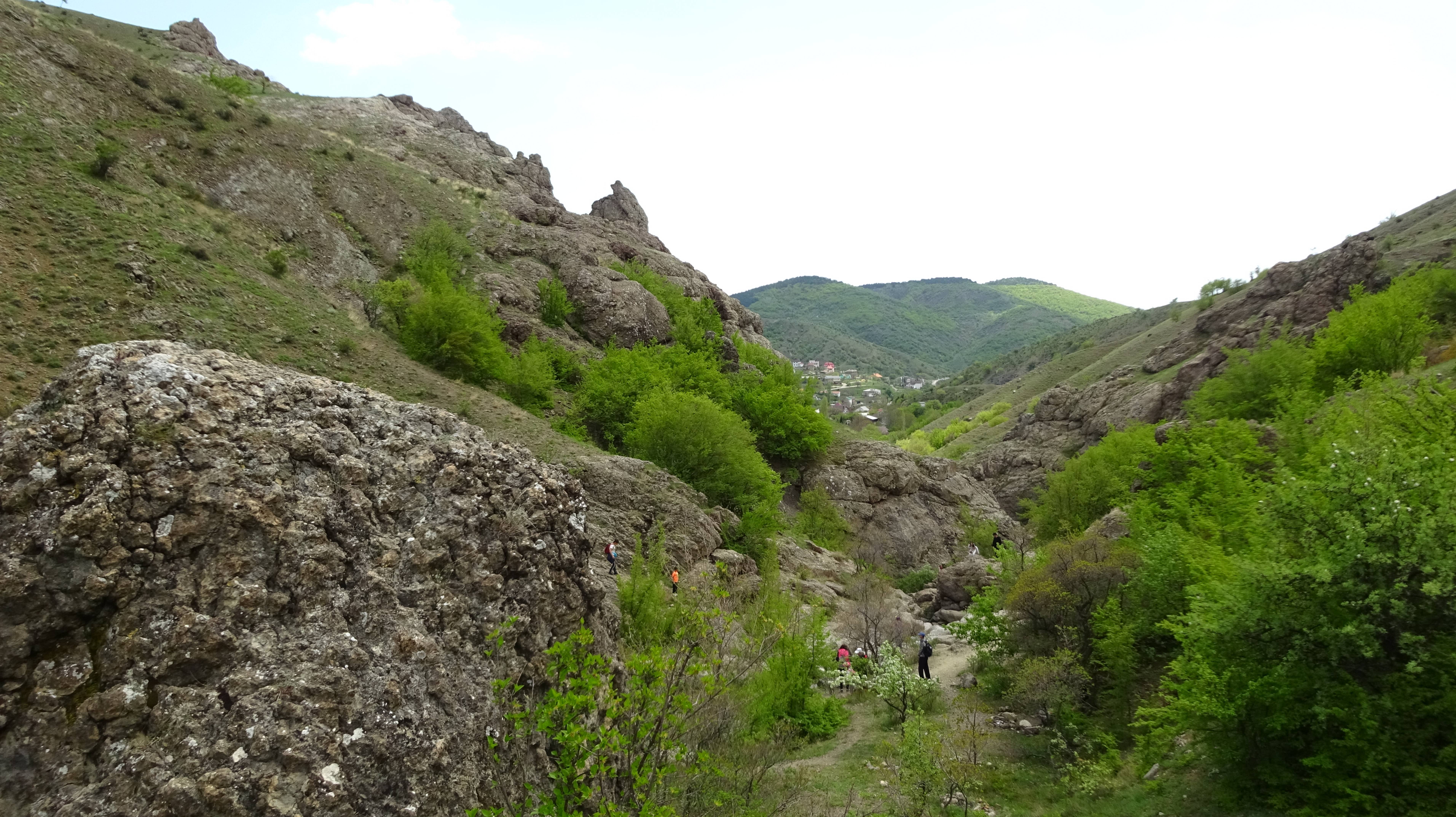 Крым. В Зеленогрье на Арпатские водопады. смотреть онлайн