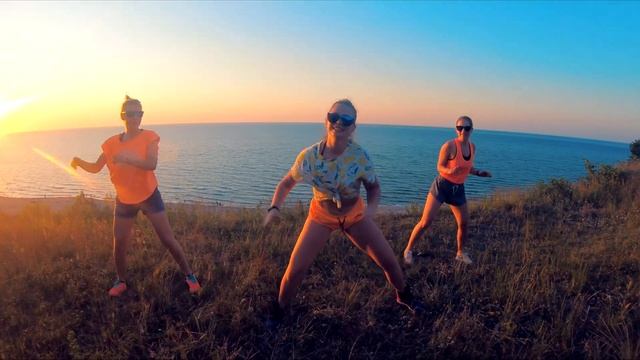 Zumba Banana Shaggy Remix / Choreo Daria Gronalewska смотреть онлайн