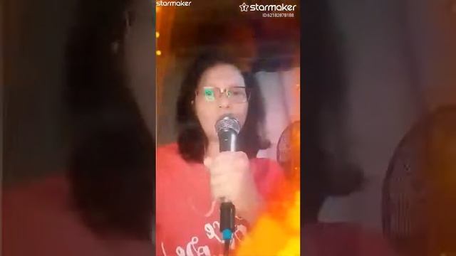 Singing the cover song COLORS OF THE WIND BY Vanessa Williams. смотреть онлайн