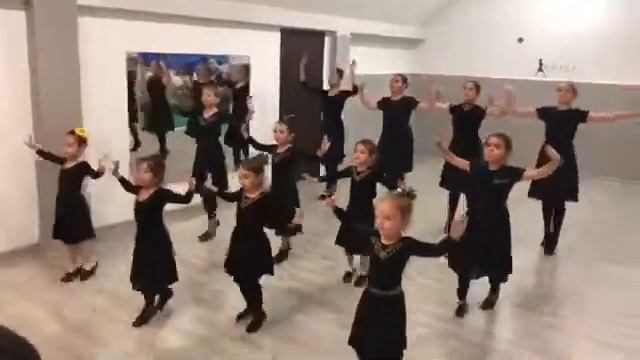 Школа лезгинки Горцы смотреть онлайн