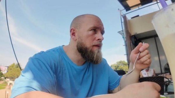 My Unforgettable Drunken Experience With a Bangkok Ladyboy