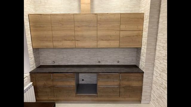 Кухня из ЛДСП EGGER H 1180 Дуб Галифакс натуральный и H 3176 Дуб Галифакс олово смотреть онлайн