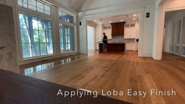 Applying Water Base to Hardwood смотреть онлайн