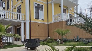 Прекрасный дом с ремонтом в классическом стиле