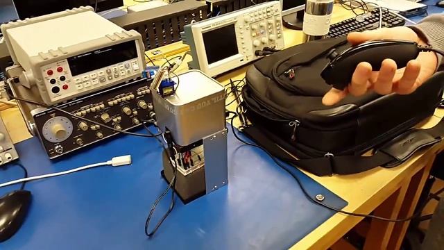 Attention Cat Owners: A Line Laser May Not Be What You Think It Is смотреть онлайн