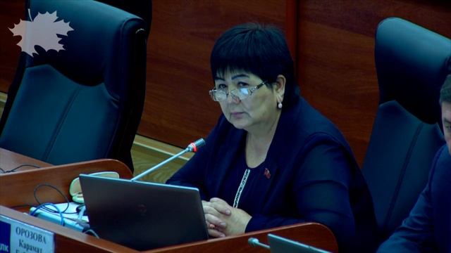 К.Орозова: "Артыкбаев жебеген самсасы үчүн отурат" смотреть онлайн