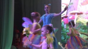 спектакль "Алиса в стране чудес"