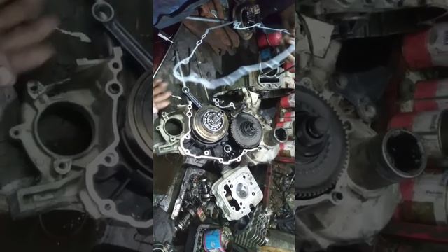 الجزء الاول في تعليم عمره التوكتوك смотреть онлайн