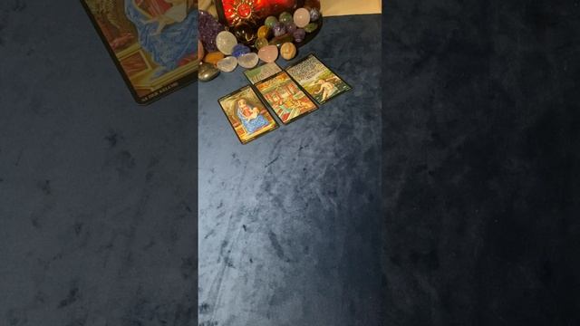 Сожалеет ли загаданный человек о своем поступке?🌗🐍👁️Таро!⚡️🔥⏳ смотреть онлайн