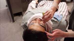 Расслабляющий массаж с милой девушкой – поможет вам уснуть и снять стресс