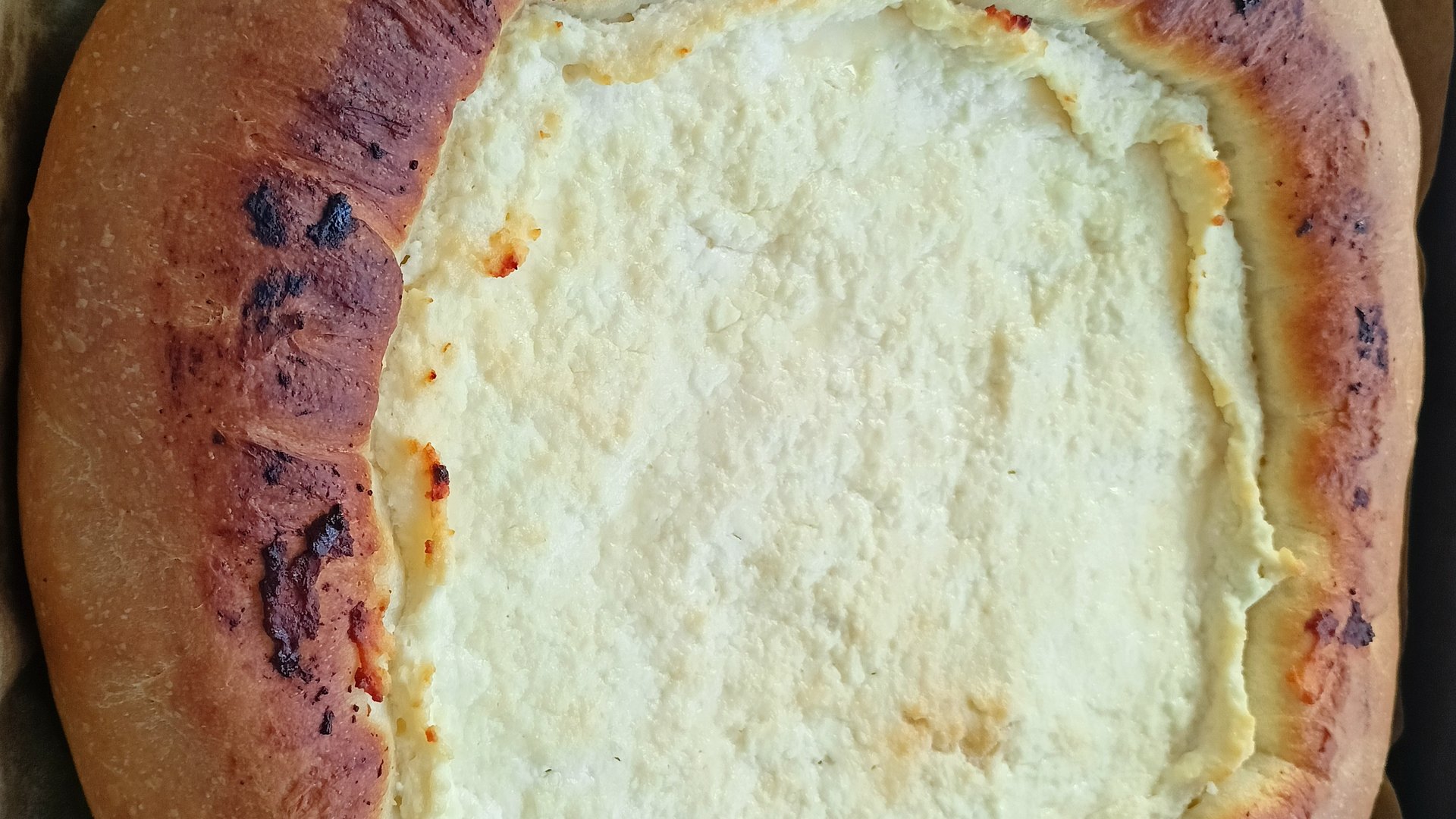 С Машей так хорошо! Испекла пирог с творогом и посадила редиску// смотреть онлайн