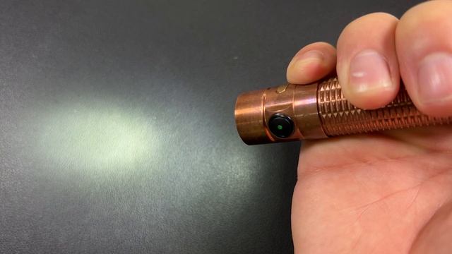 My 5 Most Carried Olight Flashlights. смотреть онлайн