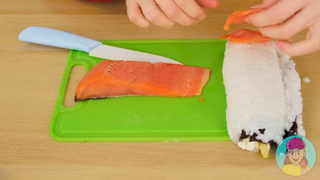 Кулинарный Челлендж: Уэнсдей Против Бабушки | Потрясающие Кухонные Лайфхаки от TeenChallenge