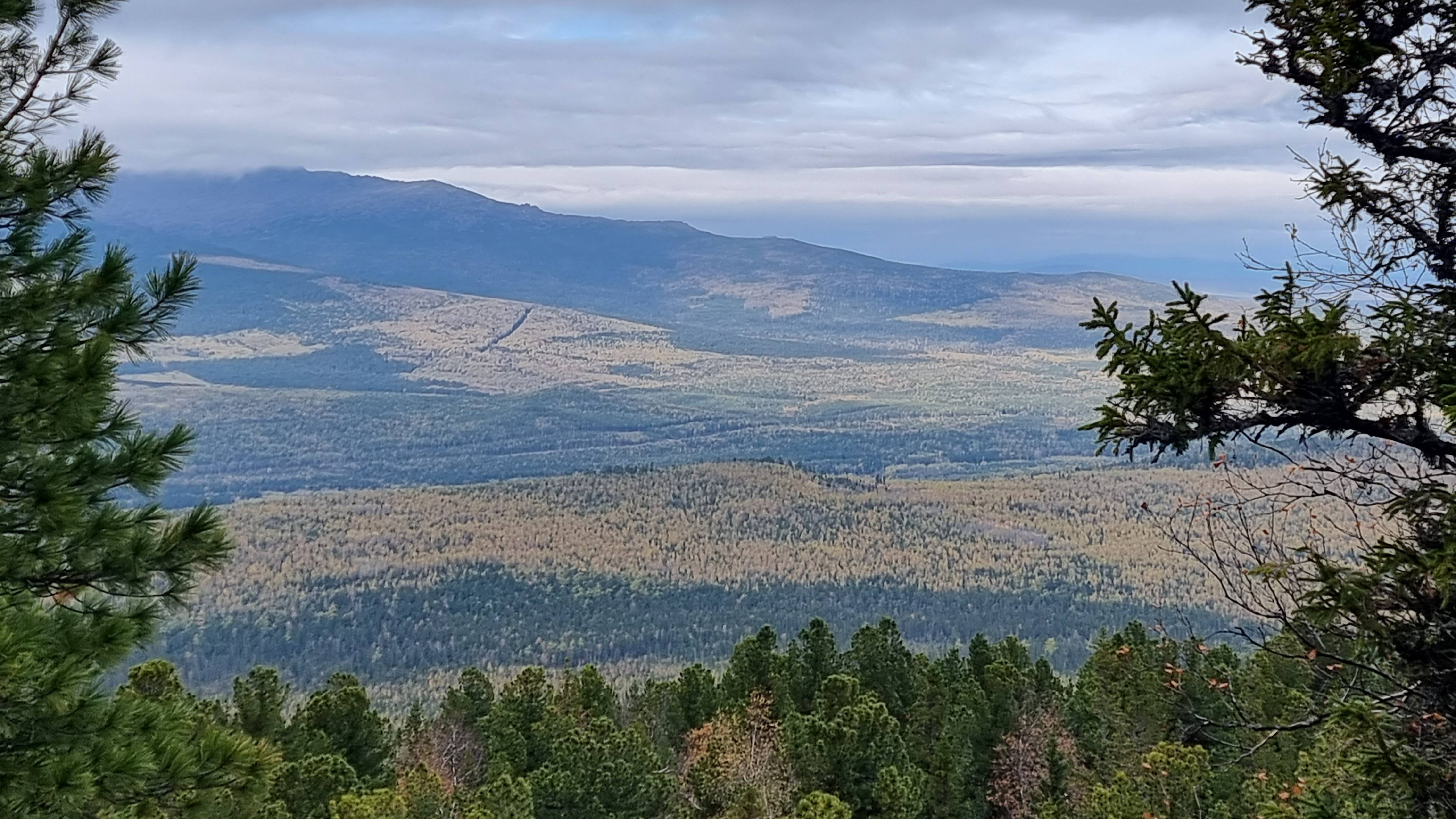 Черный камень. Северный Урал. Свердловская область