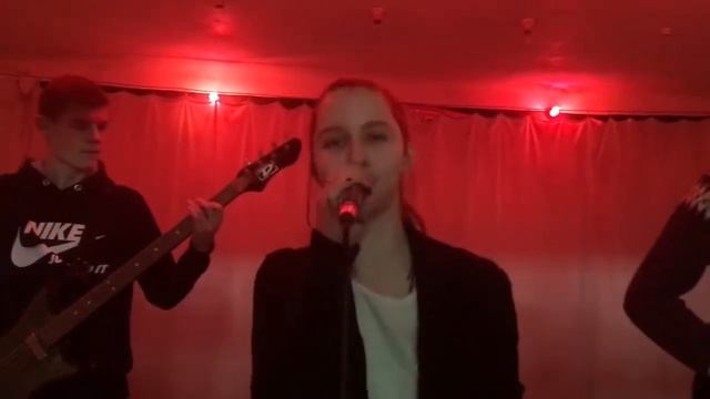 Hot Strings “ Рок-н-рол “ смотреть онлайн