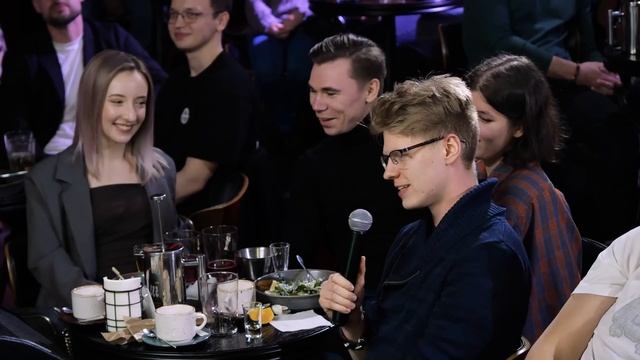 ABUSHOW /У ЖЕНЫ БЫЛ СЛОМАН НОС А Я КСТАТИ БОКСОМ ЗАНИМАЮСЬ смотреть онлайн